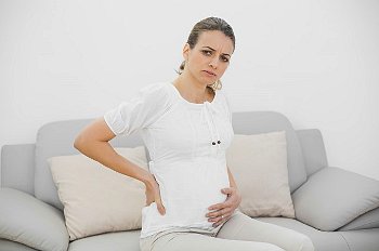 ► Почему возникают боли внизу живота при беременности на ранних сроках