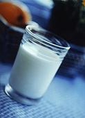 Лактоза (молочный сахар) – основной углевод молока и молочных продуктов