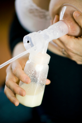 ► Надо ли сцеживать молоко после каждого хранения