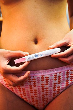 ► Признаки беременности в первые дни после зачатия, появляющиеся еще до задержки месячных!