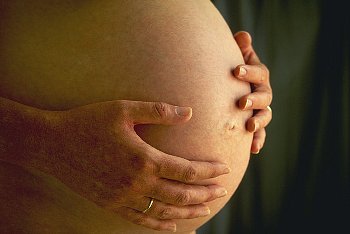 Как часто ребенок должен шевелиться ► Часто ли шевелится ребенок в животе? Рассказываем, как часто должен шевелиться малыш в утробе у мамы!