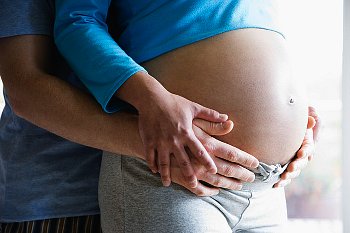Как вызвать роды в домашних условиях ► Как самостоятельно вызвать роды на 40 неделе беременности в домашних условиях?