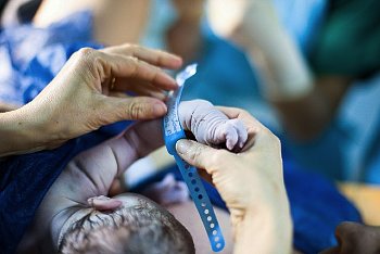 Роды после кесарева сечения ► Когда возможны естественные роды после кесарева сечения? Как проводится родоразрешение после операции кесарево сечение?