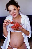 Источники витаминов для беременных