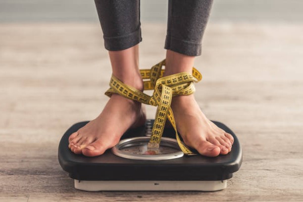 ► 8 привычек, затрудняющих похудение