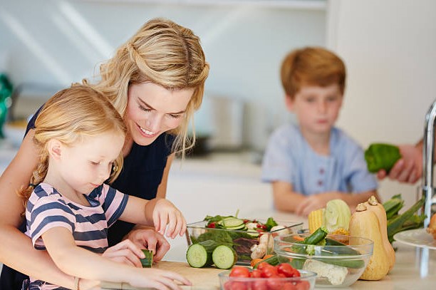 ► Как соблюдать диету в большой семье? Найти разумные компромиссы
