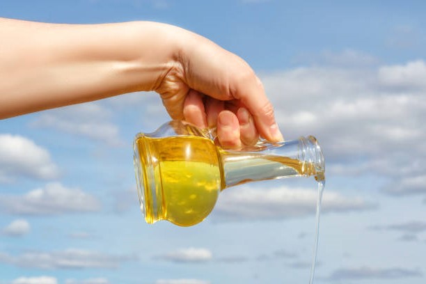 ► Топ-10 полезных свойств оливкового масла
