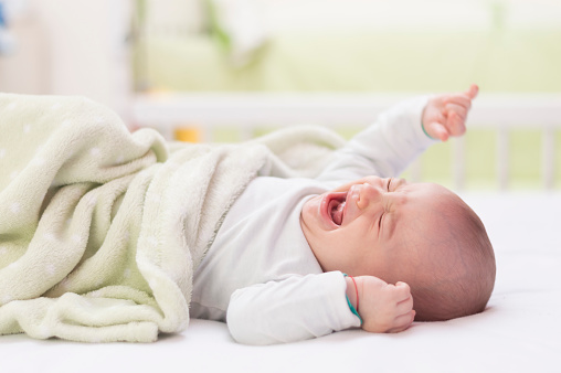 ► Икота у новорожденных после кормления, что делать