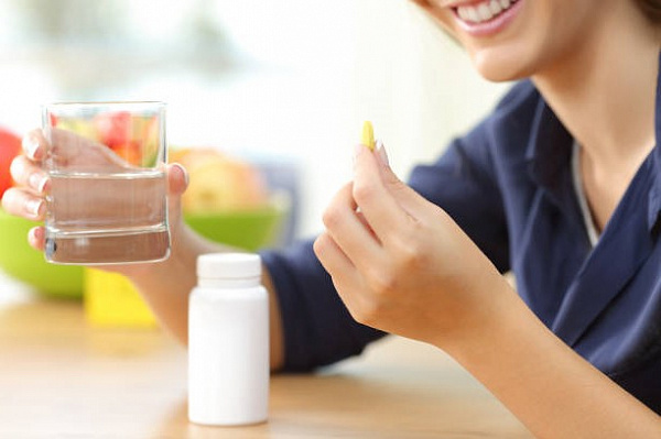 Нужны ли поливитамины