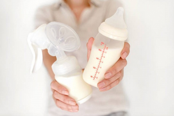 Приобретение грудного молока в сети интернет: скрытая угроза здоровью детей