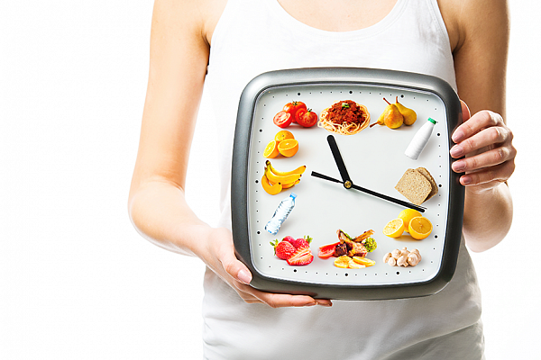 В какое время лучше есть мясо, фрукты и другие продукты?