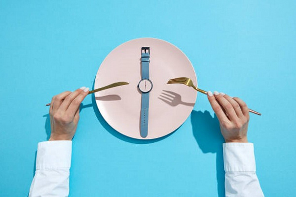 Уберите до минус 5 кг в неделю с интервальным голоданием