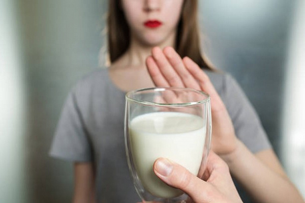 Исключение некоторых популярных продуктов из рациона мгновенно сделает живот более плоским