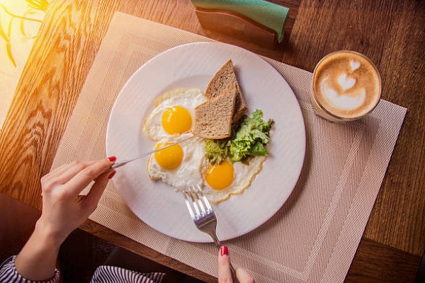 14 способов сжечь больше калорий без спорта и диет