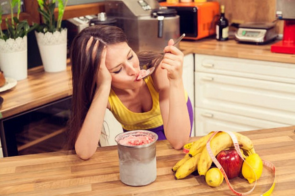 Эти 5 привычек не дают вам похудеть