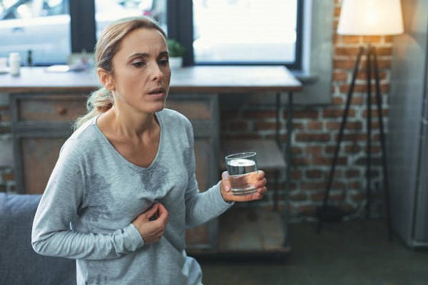 Как пережить лето в период климакса?