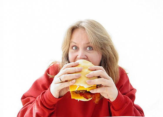 Как научиться не «заедать» стресс?