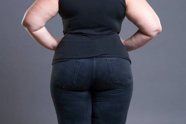 5 способов скрыть полные бёдра