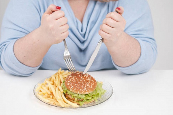 Из-за этих 7 продуктов мы толстеем