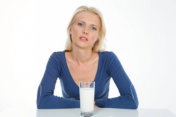 8 лучших напитков для похудения во сне