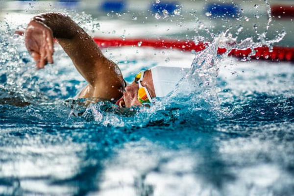 8 причин регулярно заниматься плаванием