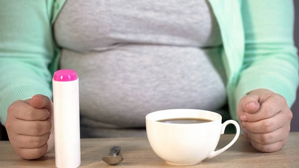 Почему из-за сахарозаменителей толстеют и болеют?