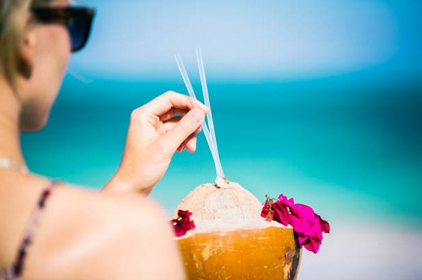 Названы 3 напитка, обязательные для худеющих