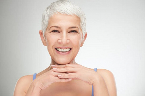 7 секретов ухода за седыми волосами