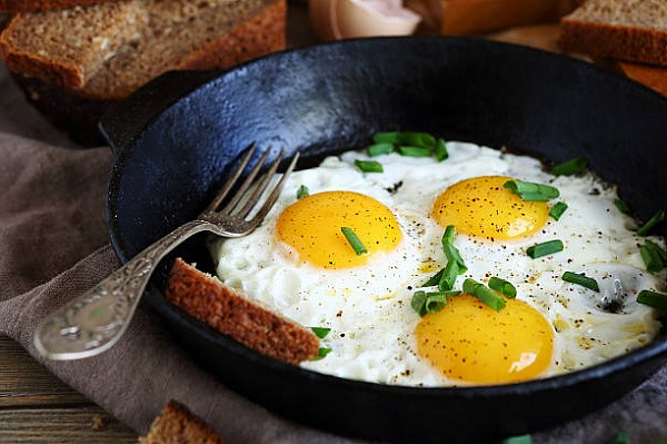 Названы продукты, подогревание которых вызывает рак