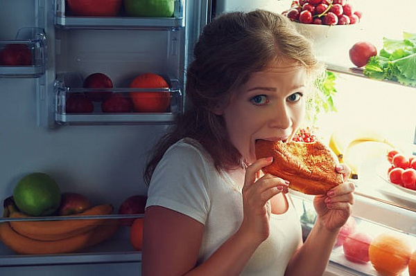 Ужинать поздно: хорошее или плохое решение?