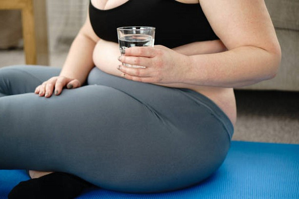 Пить алкоголь и худеть: возможно ли это?