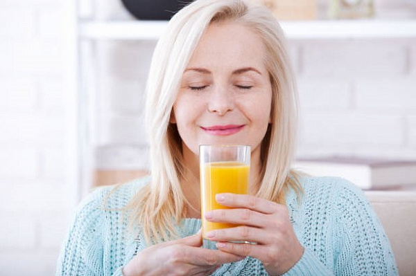 Апельсиновый сок может заменить кофе